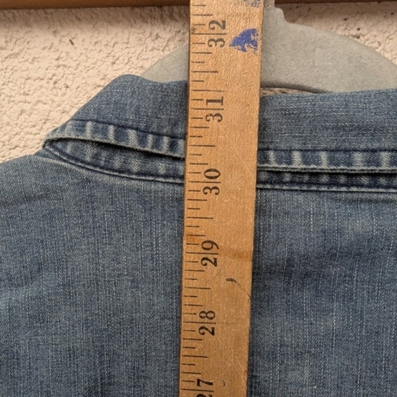Sold Navy XL slim fit denim western button down shirt - Picture 8 of 8